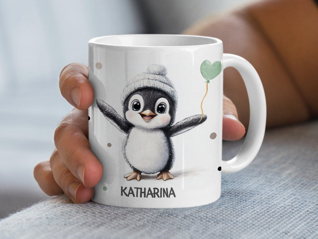 Keramik Tasse mit Wunschname Pinguin - von Mikalino