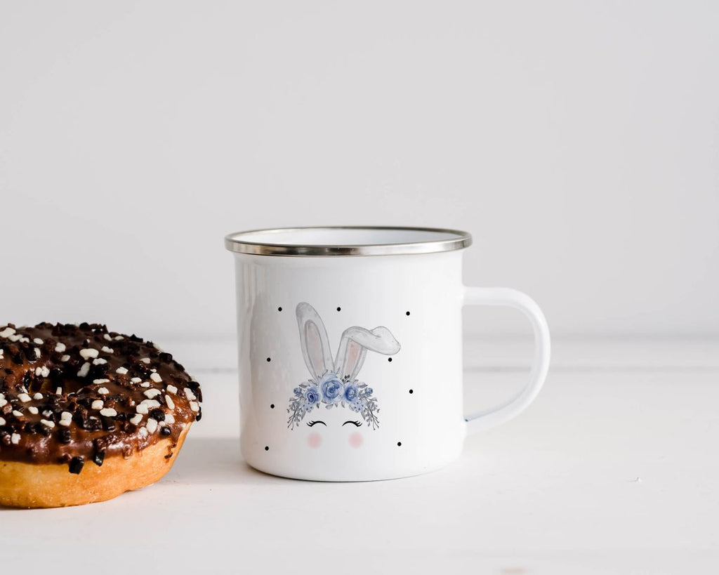 Emaille Tasse Hase mit blauen Blumen - von Mikalino