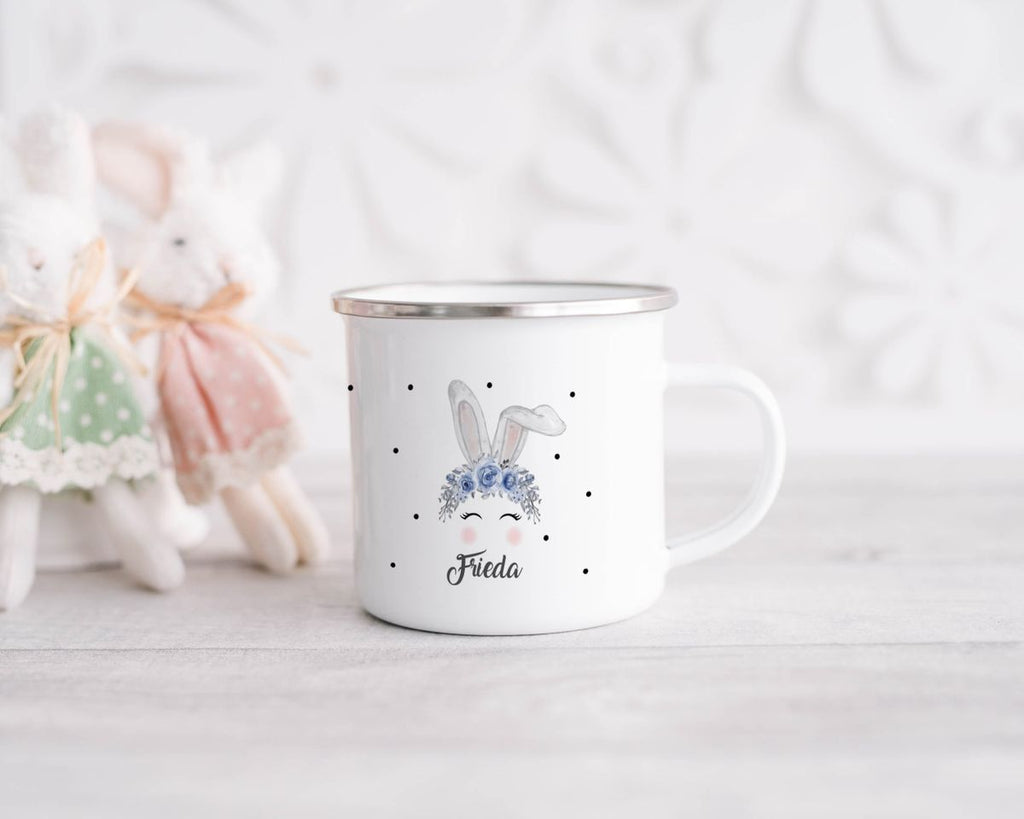 Emaille Tasse Hase mit blauen Blumen - von Mikalino