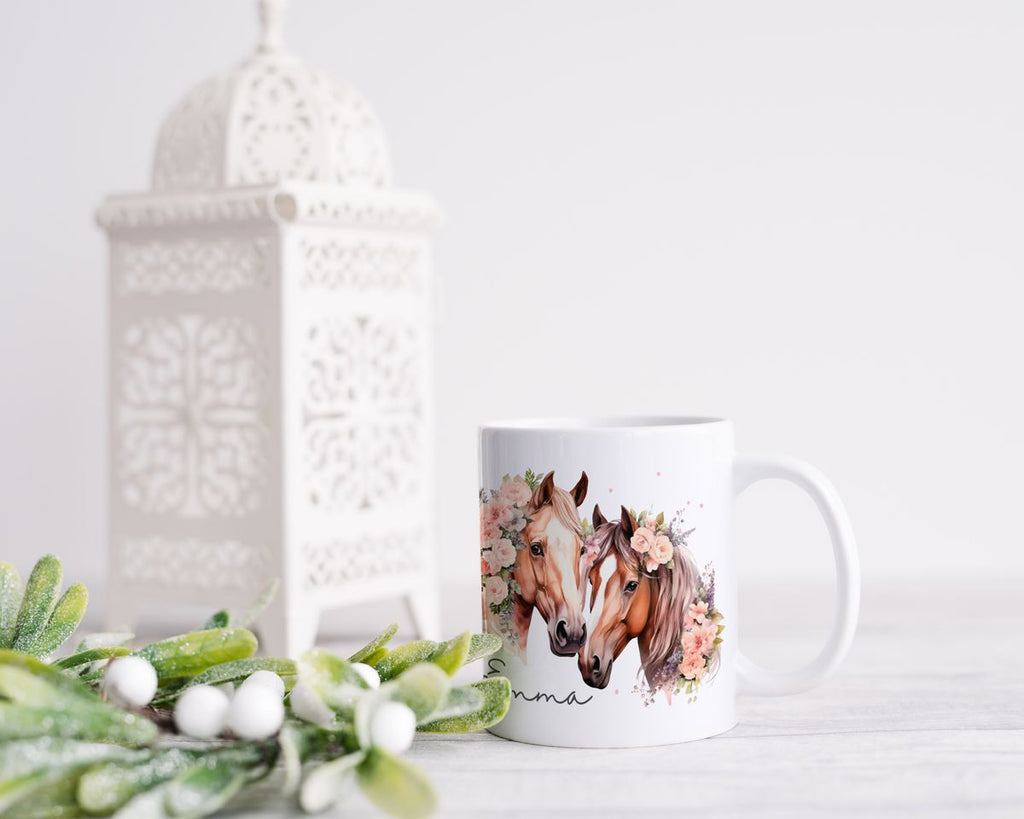 Keramik Tasse Zwei Pferde mit Blumen und Wunschname - von Mikalino