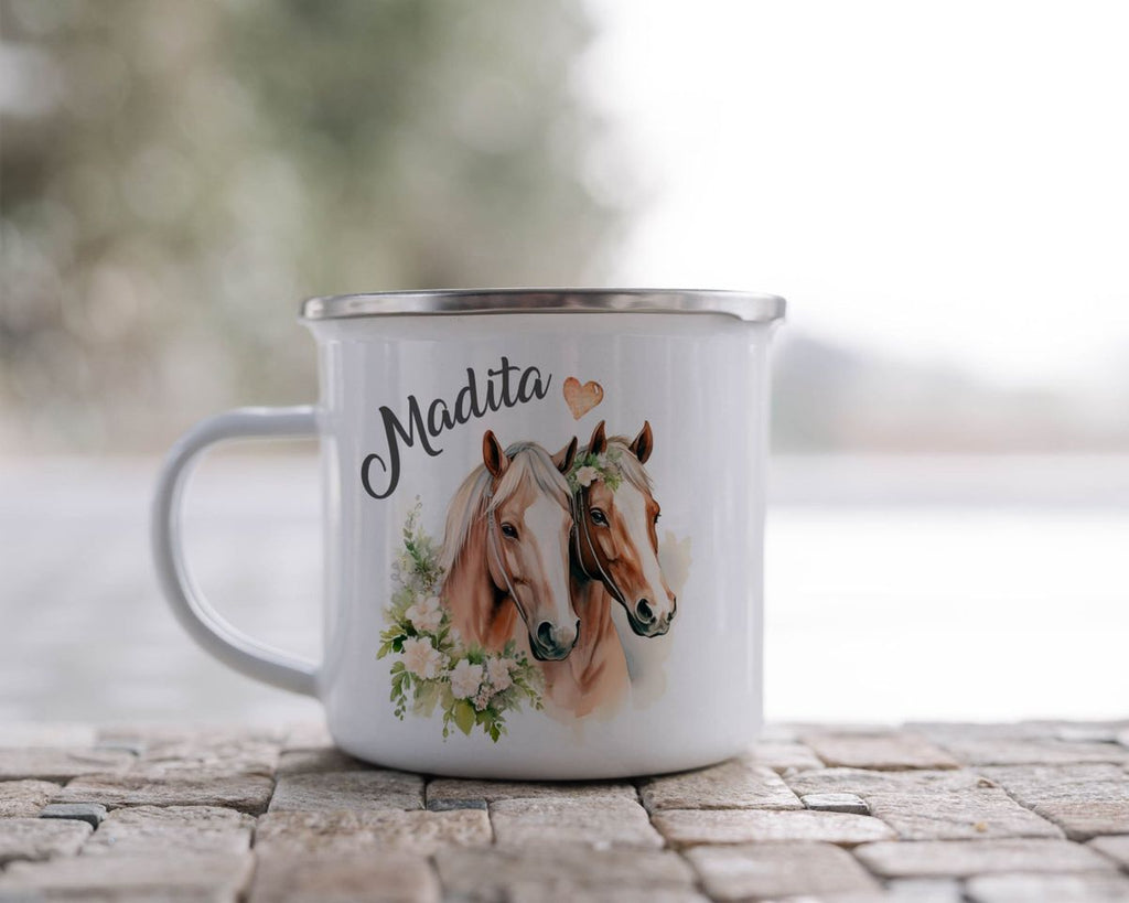 Emaille Tasse Pferd mit Blumen und Wunschname - von Mikalino