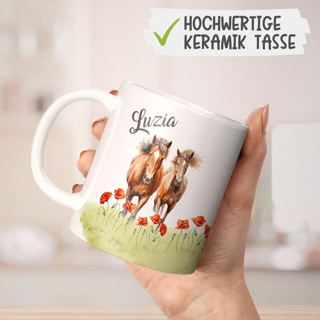 Keramik Tasse Zwei Pferde auf Blumenwiese und Wunschname - von Mikalino