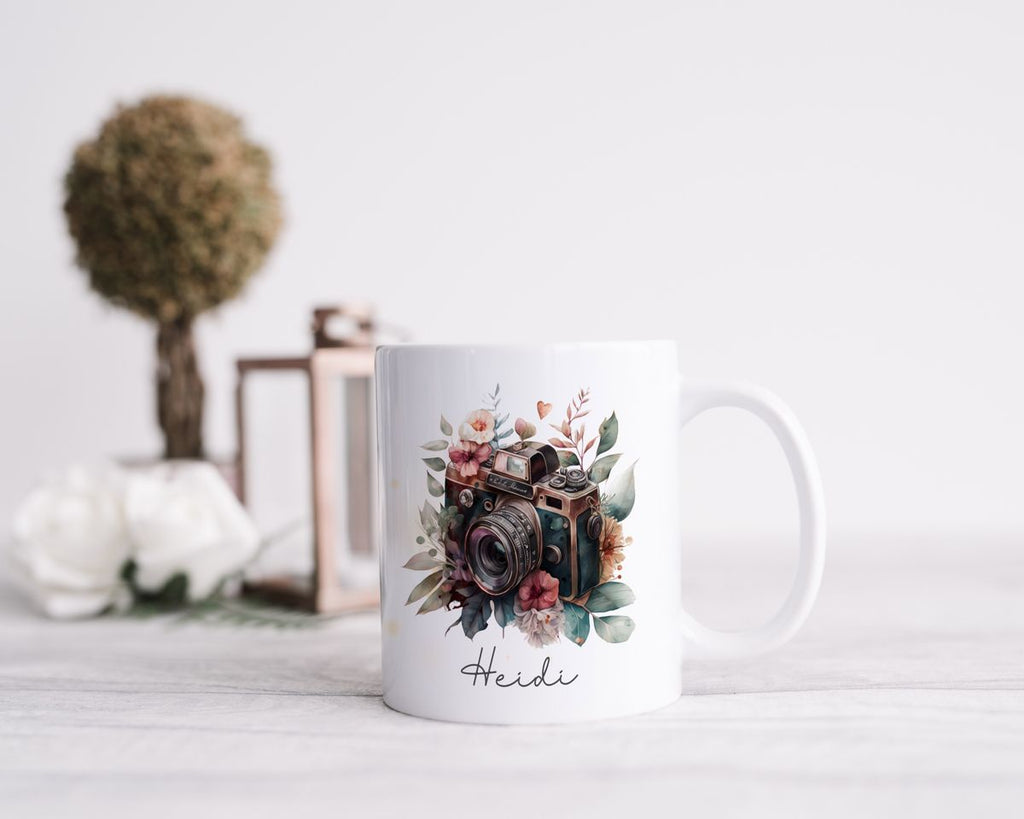 Keramik Tasse Kamera mit Blumen mit Wunschname - von Mikalino