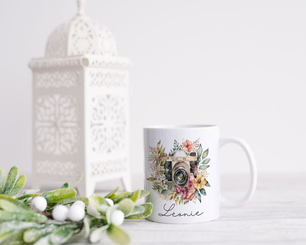 Keramik Tasse Kamera mit Blumen mit Wunschname - von Mikalino