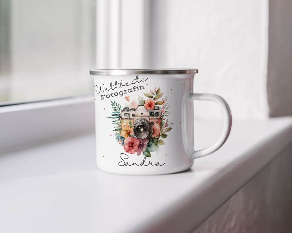 Emaille Tasse Weltbeste Fotografin Kamera mit Wunschname - von Mikalino