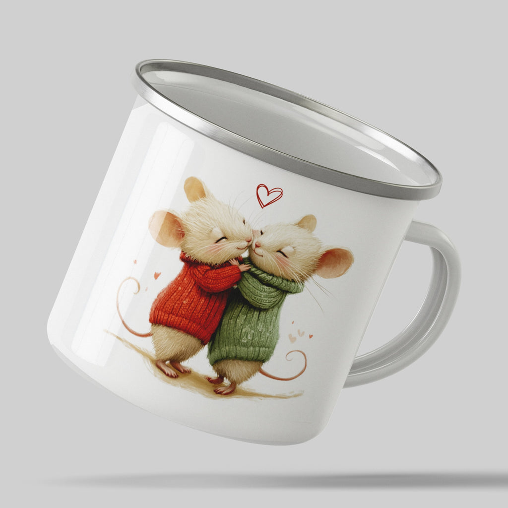 Emaille Tasse Kuschelnde Mäuse mit Pullovern und Herz Motiv mit Name personalisiert & Motiv | Geschenkidee (7485) - von Mikalino