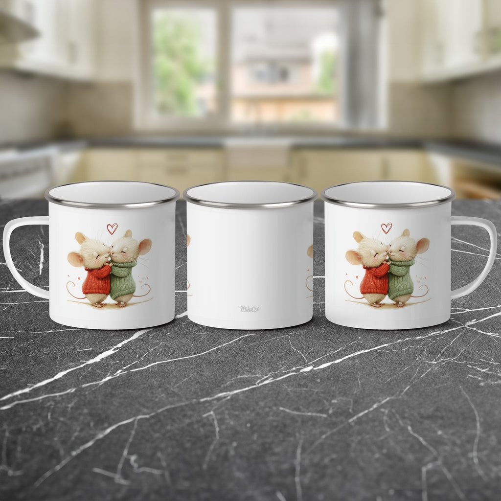 Emaille Tasse Kuschelnde Mäuse mit Pullovern und Herz Motiv mit Name personalisiert & Motiv | Geschenkidee (7485) - von Mikalino