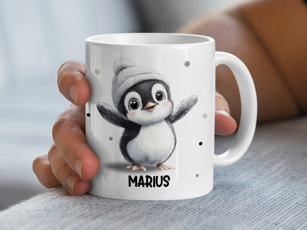 Keramik Tasse mit Wunschname niedlicher Pinguin - von Mikalino