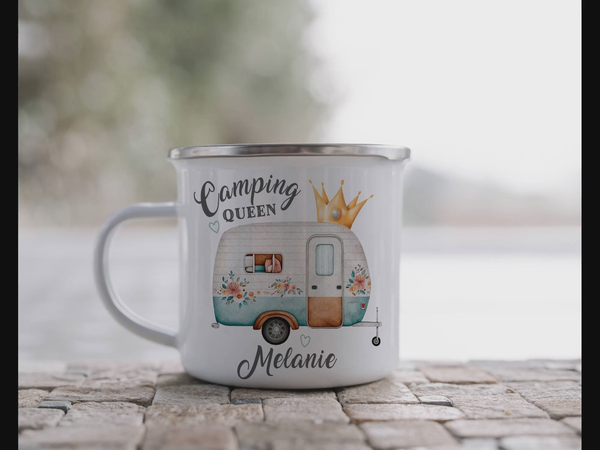 Camping Queen Emaille Tasse personalisiert