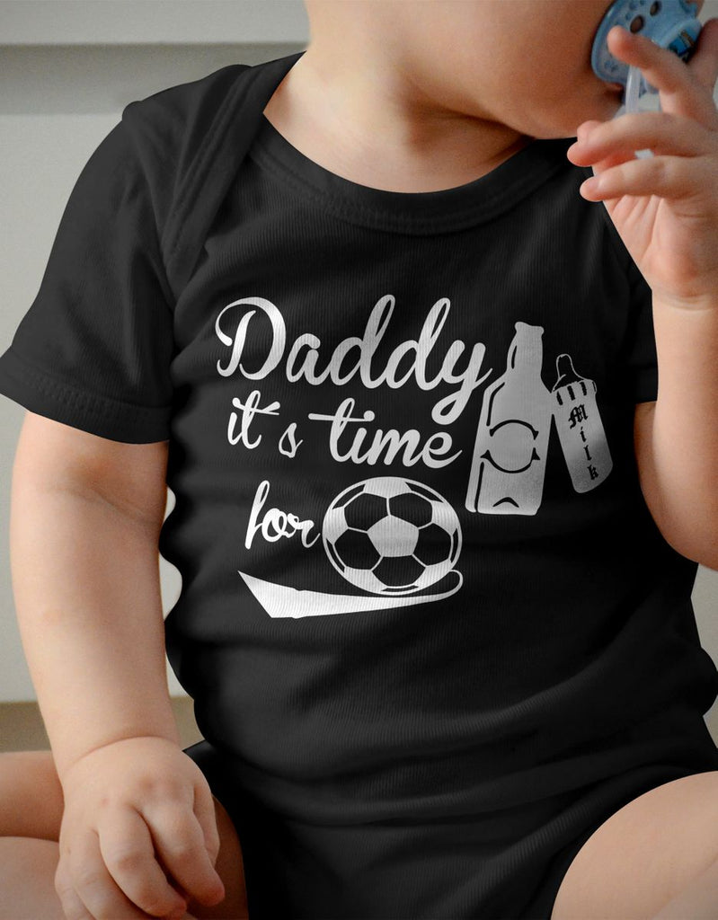 Babybody kurzarm Daddy its time for football - von Mikalino