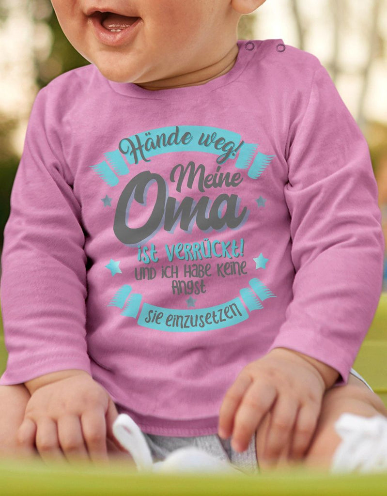 Baby / Kinder Longsleeve langarm Hände Weg meine Oma ist verrückt - von Mikalino