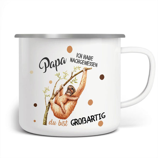 Emaille Tasse Papa - Ich habe nachgemessen Du bist grossartig Faultier - von Mikalino