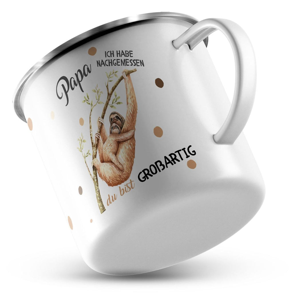 Emaille Tasse Papa - Ich habe nachgemessen Du bist grossartig Faultier - von Mikalino