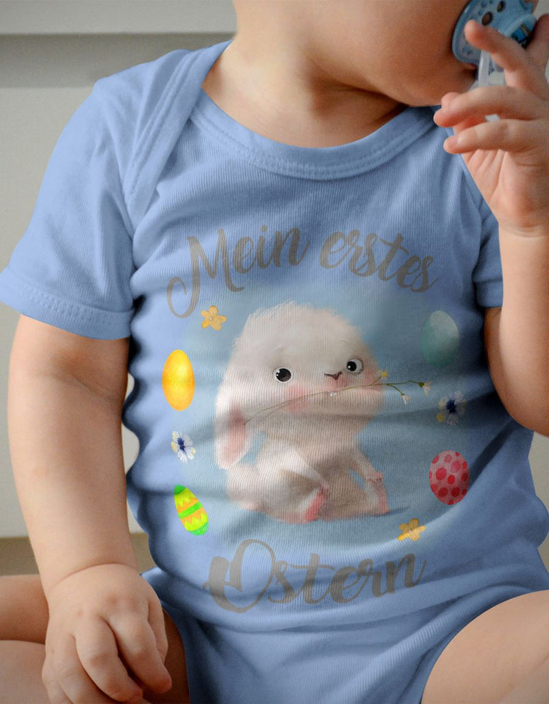 Mikalino Babybody mit Spruch Mein erstes Ostern - Eier/Hase | Kurzarm Strampler für Jungen und Mädchen | Geschenkidee - von Mikalino