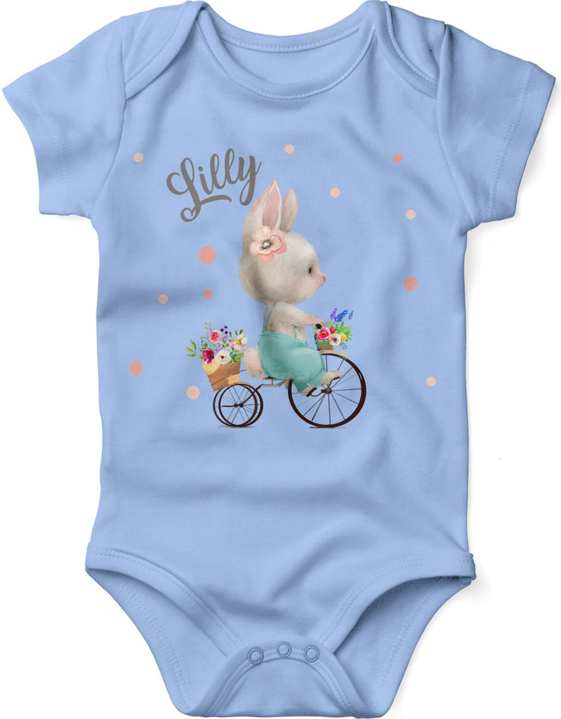 Mikalino Babybody mit Spruch Hase auf Fahrrad mit Namen | Kurzarm Strampler für Jungen und Mädchen | Geschenkidee - von Mikalino