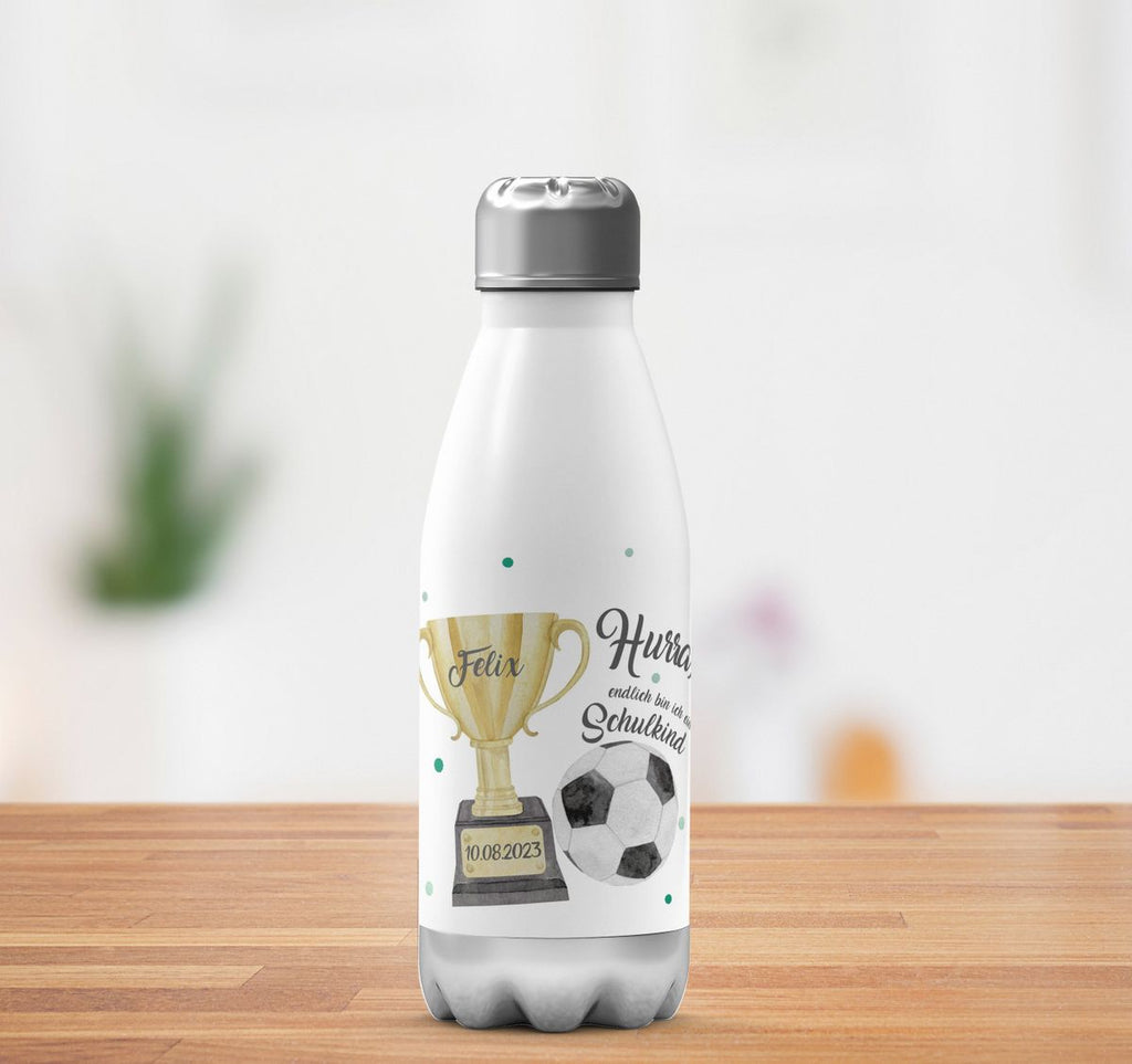 Thermo Trinkflasche Hurra, endlich bin ich ein Schulkind Fussball personalisiert mit Wunschname und Datum - von Mikalino