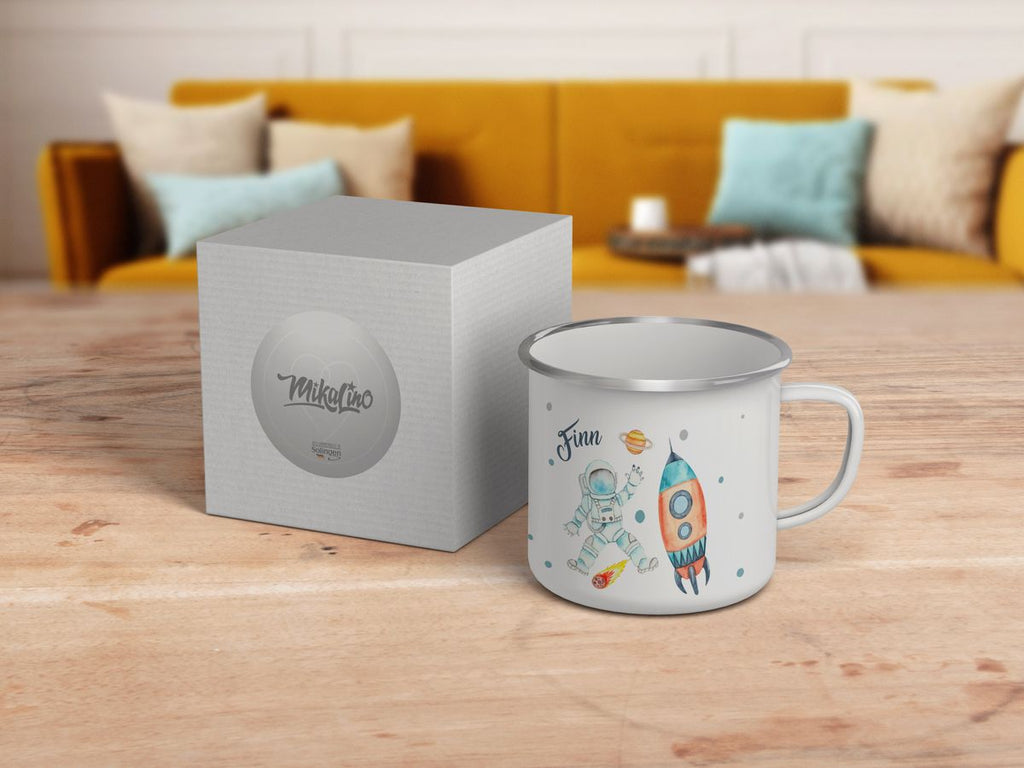 Emaille Tasse Astronaut - ein Flug ins All personalisiert mit Wunschname - von Mikalino