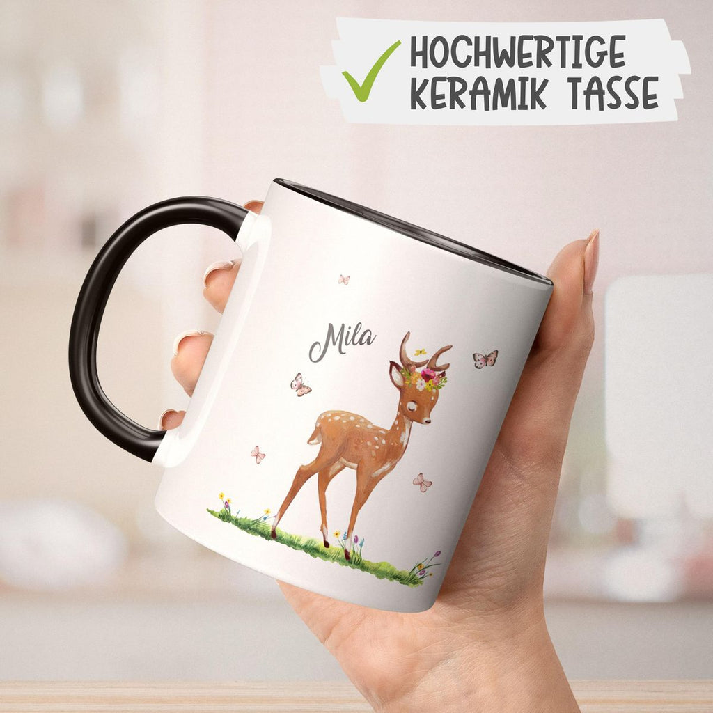 Keramik Tasse Niedliches Rehkitz auf einer Blumenwiese personalisiert mit Wunschname - von Mikalino