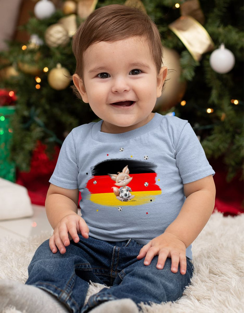 Baby / Kinder T-Shirt mit Spruch Süßer Fuchs mit Deutschlandflagge - von Mikalino