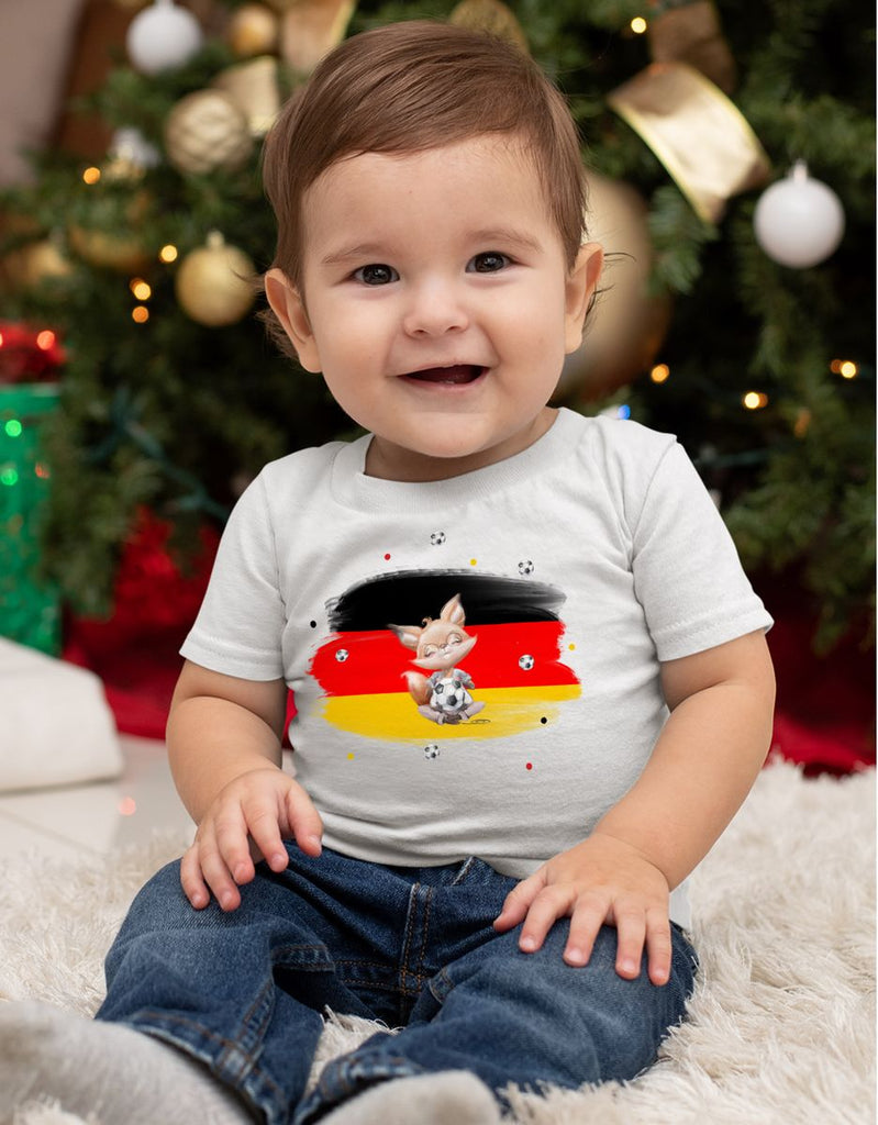 Baby / Kinder T-Shirt mit Spruch Süßer Fuchs mit Deutschlandflagge - von Mikalino