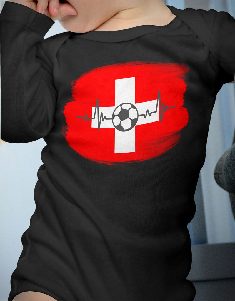 Babybody mit Spruch Schweiz Flagge mit Fussball - von Mikalino