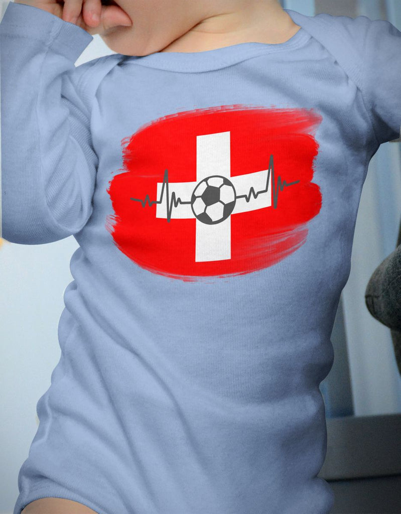 Babybody mit Spruch Schweiz Flagge mit Fussball - von Mikalino