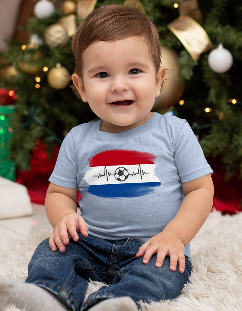 Baby / Kinder T-Shirt mit Spruch Niederlande Flagge mit Fussball - von Mikalino