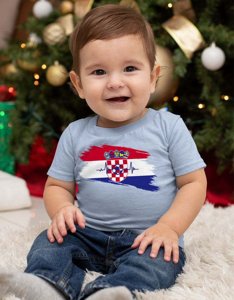 Baby / Kinder T-Shirt mit Spruch Kroatien Flagge mit Fussball - von Mikalino