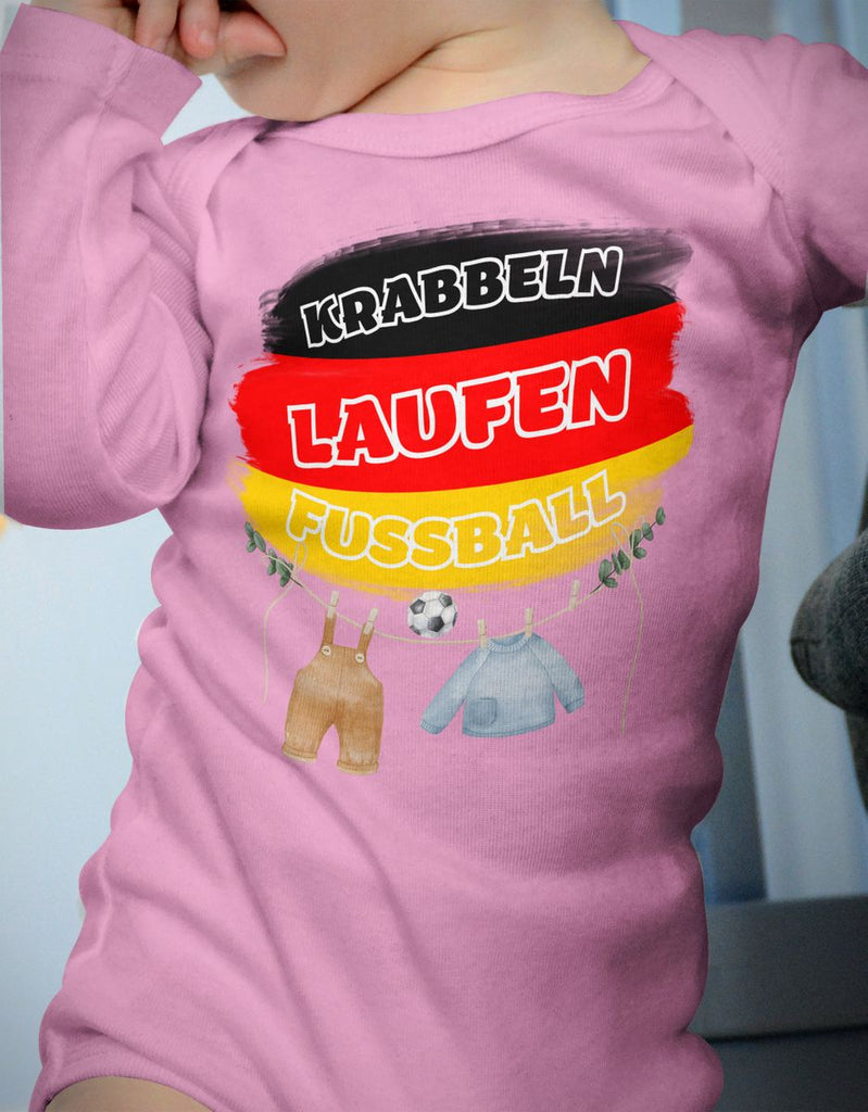 Babybody mit Spruch Krabbeln Laufen Fussball Deutschland mit Babykleidung - von Mikalino