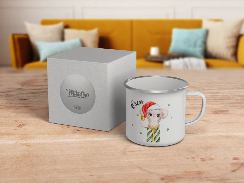 Emaille Tasse Süße Weihnachtsmaus auf einem Geschenk - von Mikalino