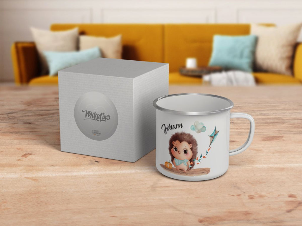 Emaille Tasse Süßer Igel mit einem Drachen personalisiert mit Namen - von Mikalino