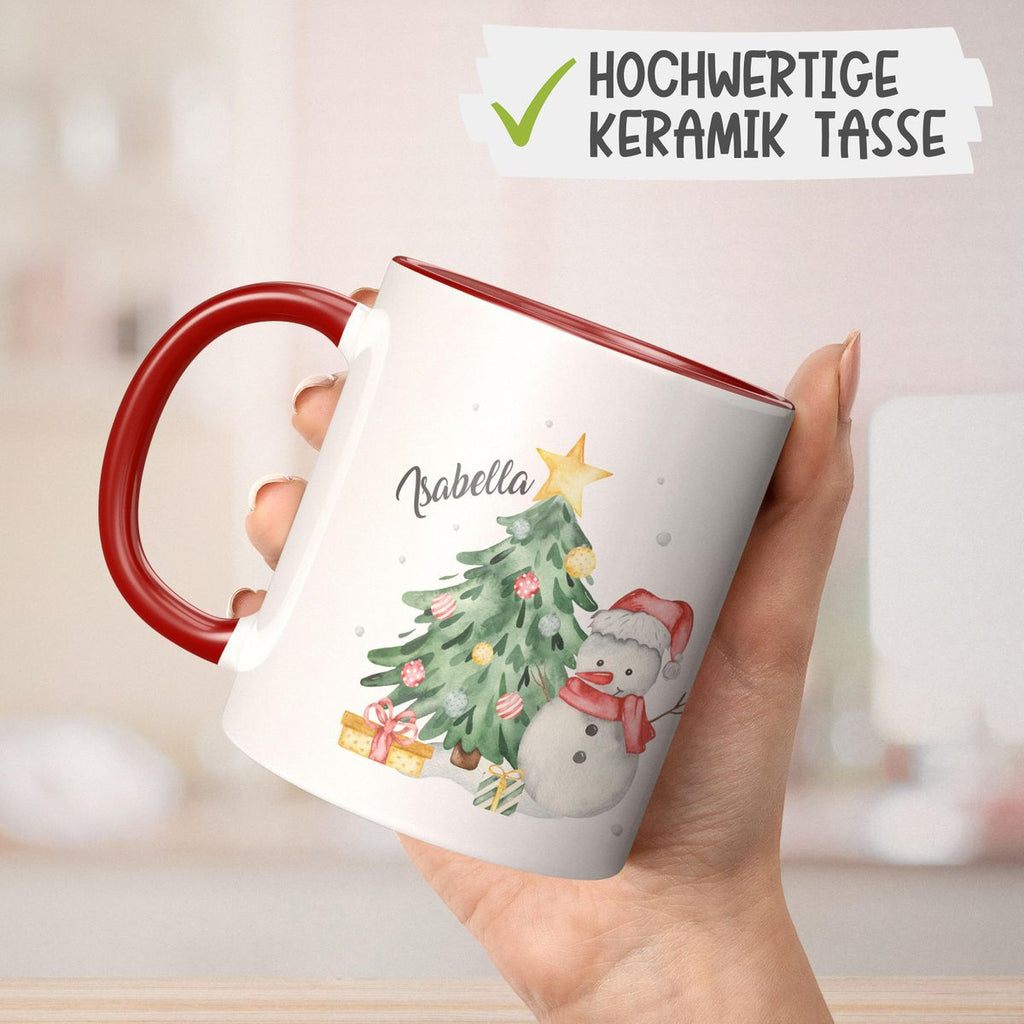 Keramik Tasse Fröhlicher Schneemann mit Weihnachtsbaum im Schnee - personalisiert mit Namen - von Mikalino