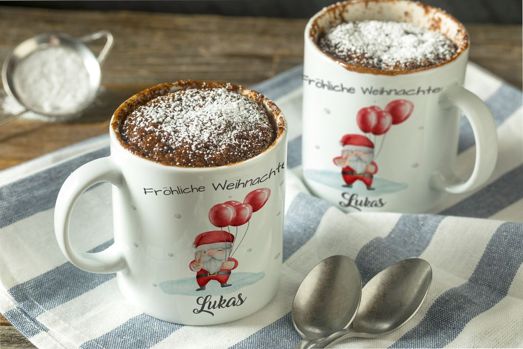 Keramik Tasse Fröhliche Weihnachten cooler Weihnachstmann im Winter - personalisiert mit Namen - von Mikalino