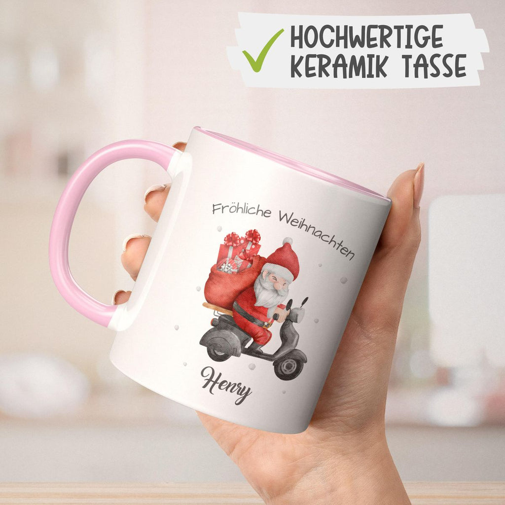 Keramik Tasse Fröhlicher Weihnachtsmann auf einem Roller - personalisiert mit Namen - von Mikalino