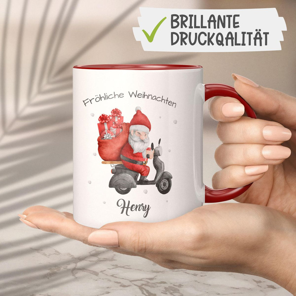 Keramik Tasse Fröhlicher Weihnachtsmann auf einem Roller - personalisiert mit Namen - von Mikalino