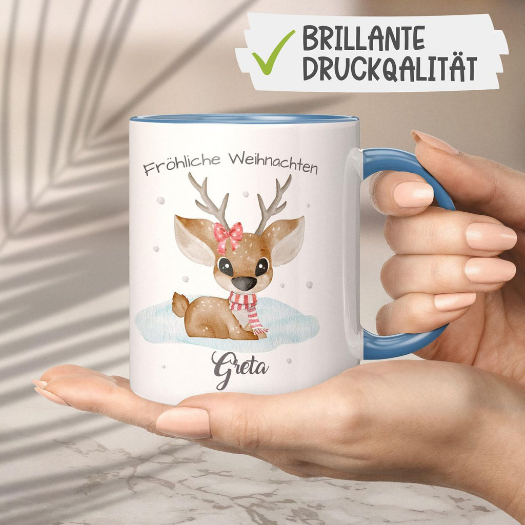 Keramik Tasse Fröhliche Weihnachten mit einem Niedlichen Reh im Schnee - personalisiert mit Namen - von Mikalino