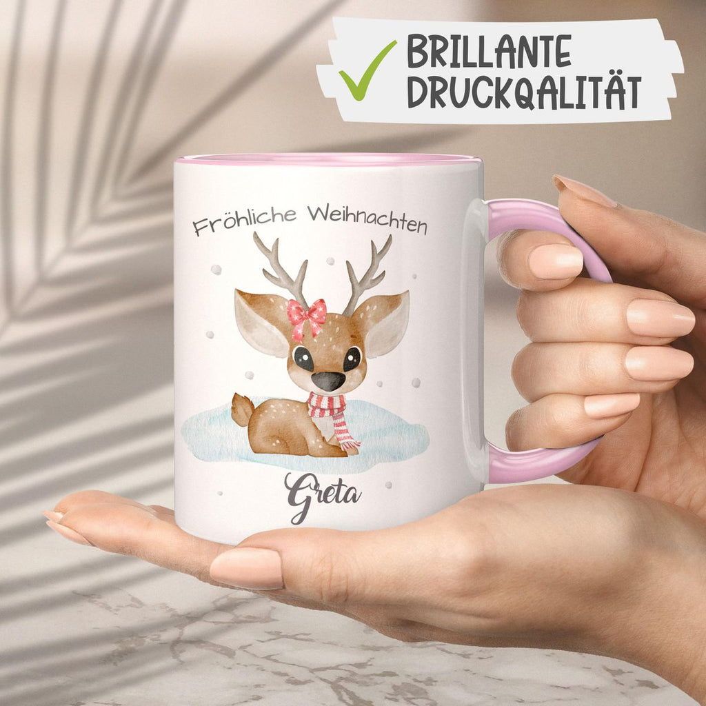 Keramik Tasse Fröhliche Weihnachten mit einem Niedlichen Reh im Schnee - personalisiert mit Namen - von Mikalino