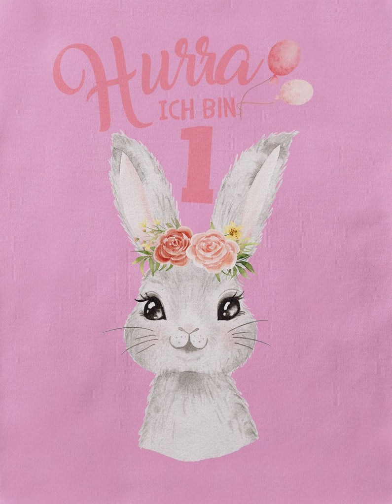 Baby / Kinder T-Shirt mit Spruch Hurra ich bin Eins 1 Süßes Motiv zum ersten Geburtstag mit Hase - von Mikalino