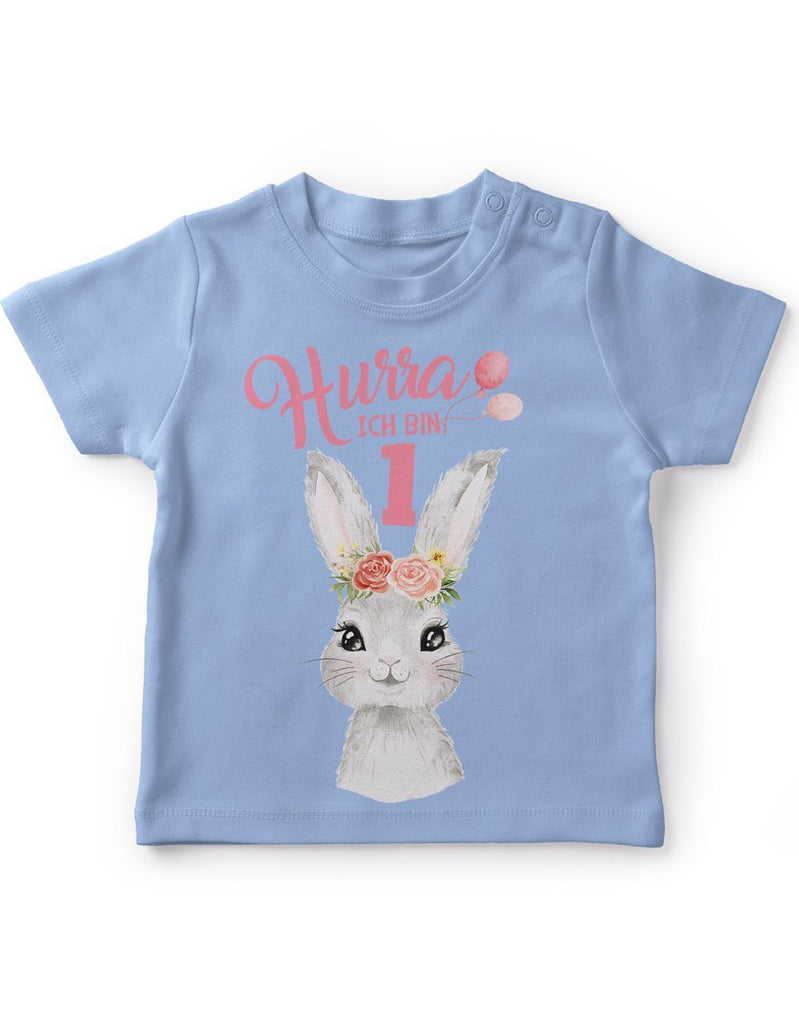 Baby / Kinder T-Shirt mit Spruch Hurra ich bin Eins 1 Süßes Motiv zum ersten Geburtstag mit Hase - von Mikalino