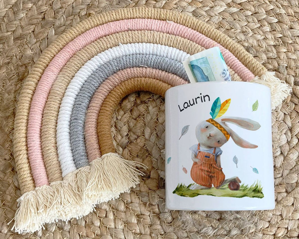 Kinder Spardose Niedlicher Hase in Latzhose Boho mit Wunschname - von Mikalino