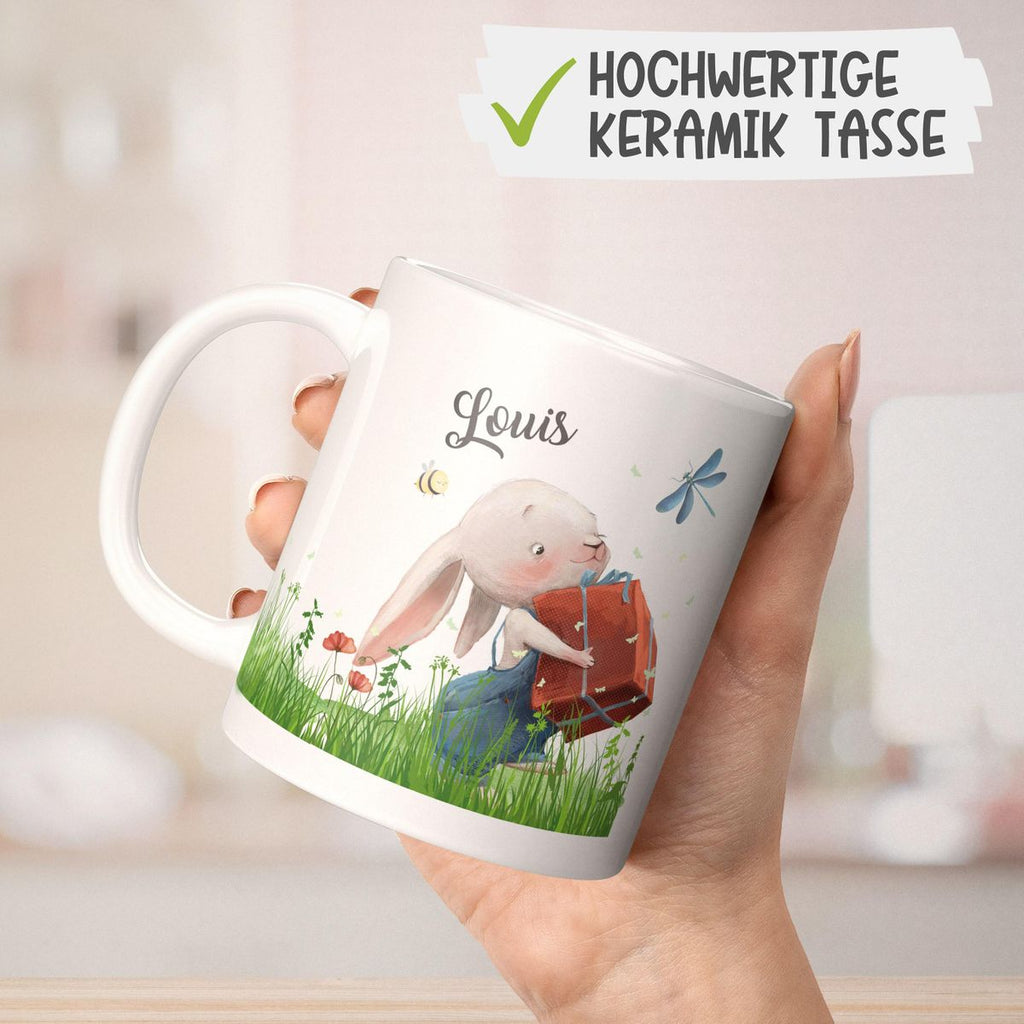 Keramik Tasse Süßer Hase mit einem Geschenk und Wunschname - von Mikalino