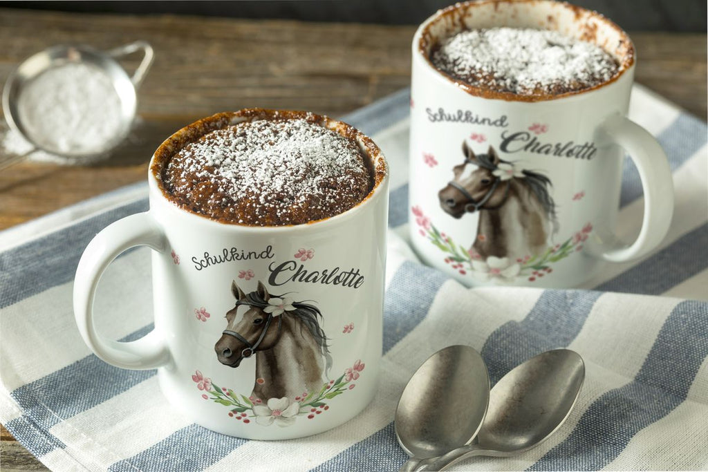 Keramik Tasse Schulkind schwarzes Pferd mit Blumenranke und Wunschname - von Mikalino