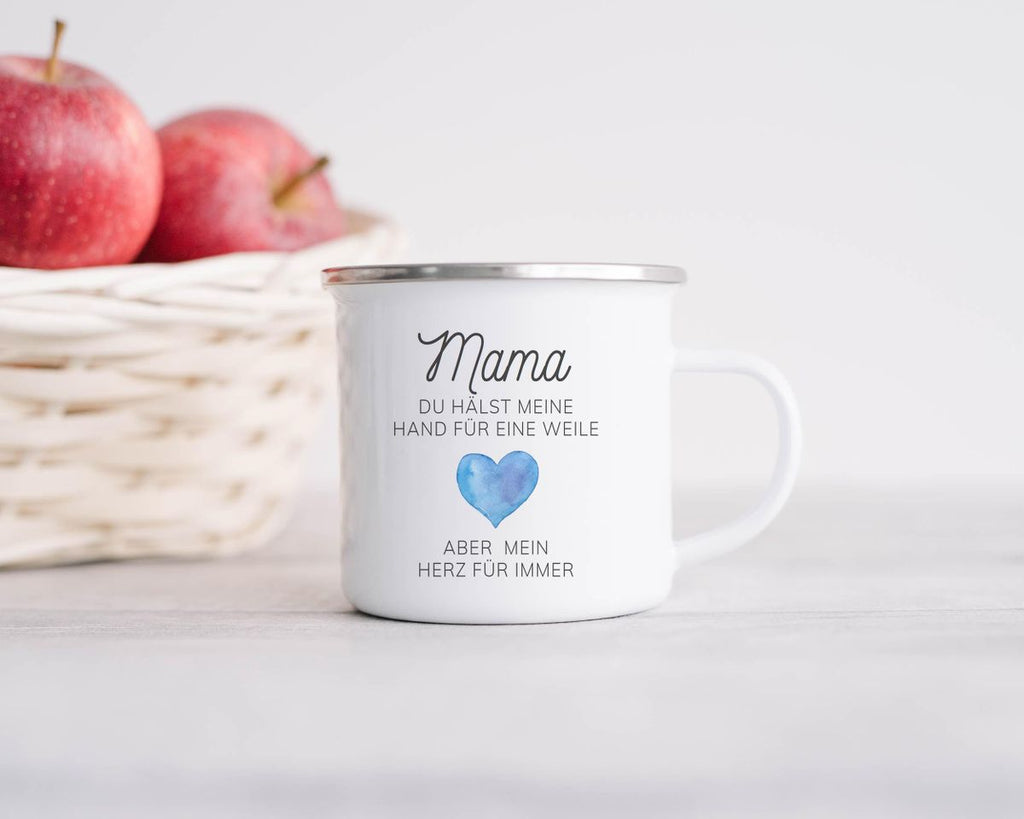 Emaille Tasse Mama, du hälst meine Hand für eine Weile, aber mein Herz für immer - von Mikalino