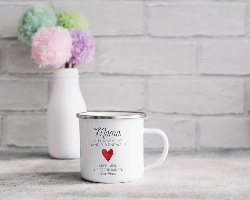 Emaille Tasse Mama, du hälst meine Hand für eine Weile, aber mein Herz für immer mit Wunschname - von Mikalino